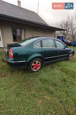 Седан Volkswagen Passat 2003 в Черновцах