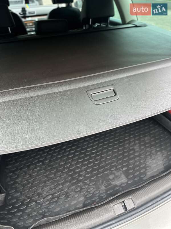 Седан Volkswagen Passat 2013 в Ровном