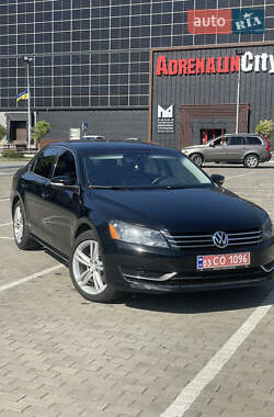 Седан Volkswagen Passat 2014 в Луцьку