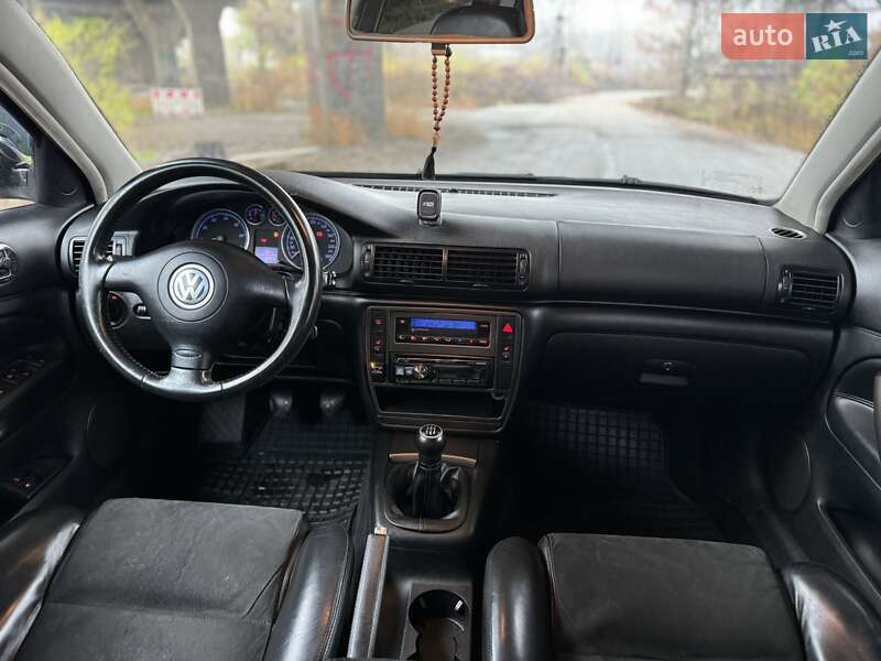 Седан Volkswagen Passat 2003 в Дніпрі фото 14 Седан Volkswagen Passat 2003 в Дніпрі