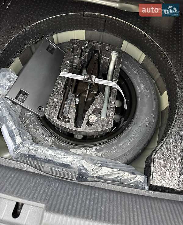 Седан Volkswagen Passat 2021 в Львове фото 13 Седан Volkswagen Passat 2021 в Львове