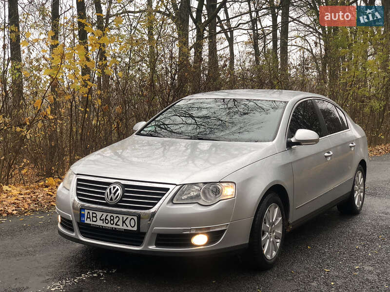 Седан Volkswagen Passat 2005 в Умани