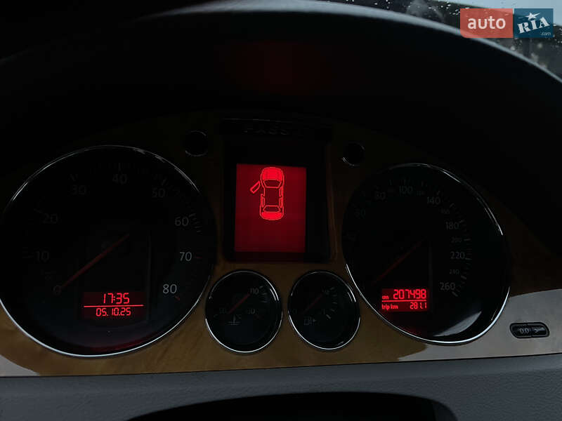 Седан Volkswagen Passat 2005 в Умани