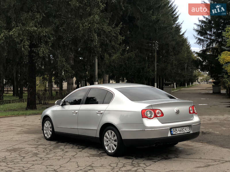 Седан Volkswagen Passat 2005 в Умани