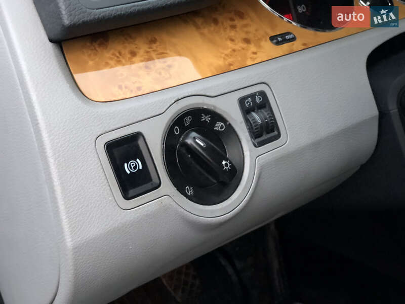 Седан Volkswagen Passat 2005 в Умани