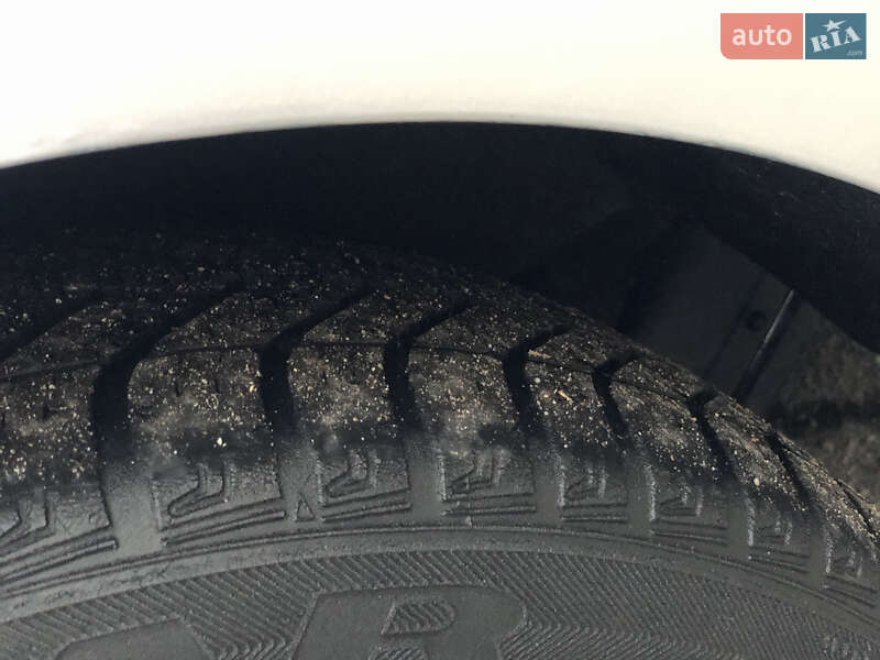 Седан Volkswagen Passat 2005 в Умани