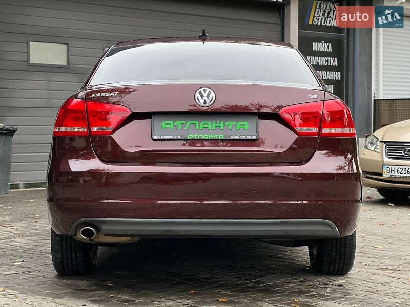 Седан Volkswagen Passat 2012 в Одессе