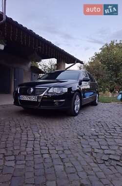 Універсал Volkswagen Passat 2008 в Ужгороді