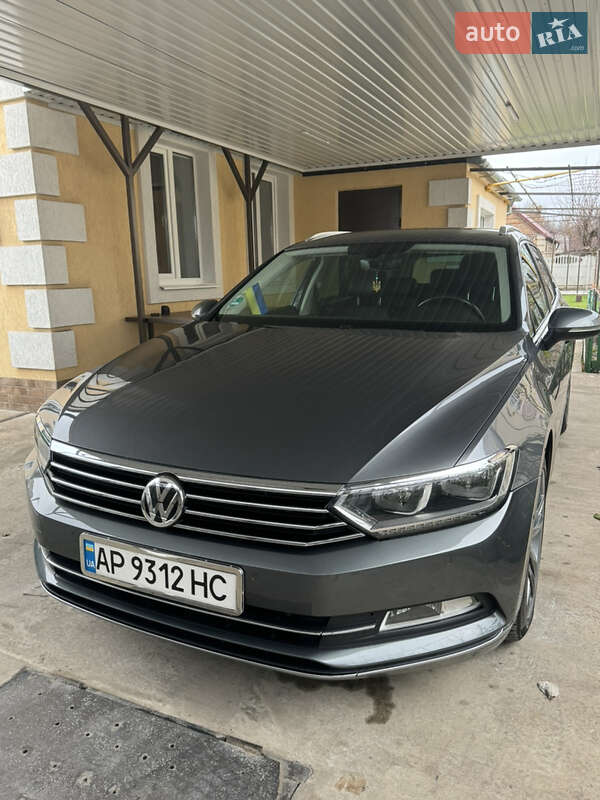 Универсал Volkswagen Passat 2017 в Запорожье