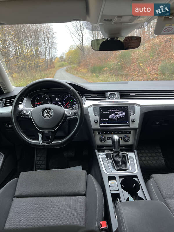 Універсал Volkswagen Passat 2016 в Болехові