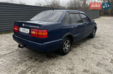 Седан Volkswagen Passat 1996 в Ірпені