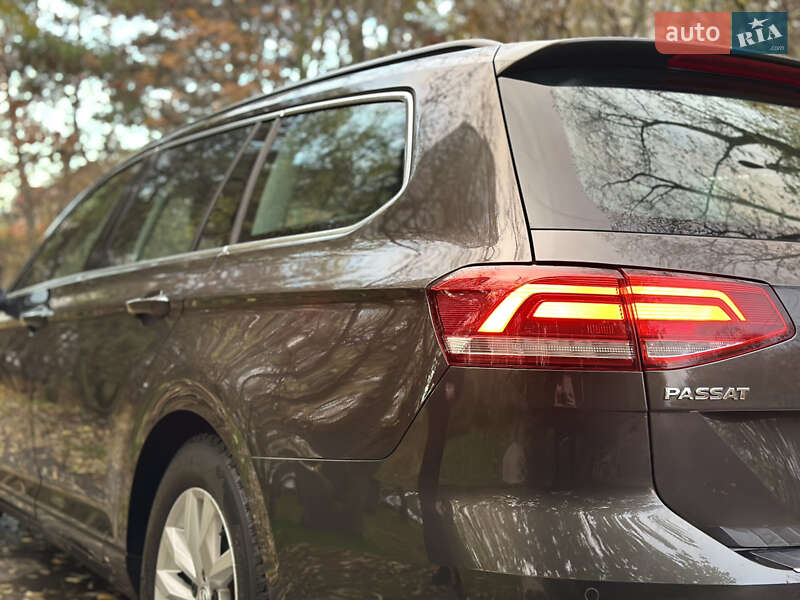 Универсал Volkswagen Passat 2016 в Одессе фото 9 Универсал Volkswagen Passat 2016 в Одессе