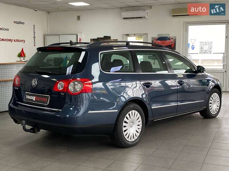 Универсал Volkswagen Passat 2008 в Киеве