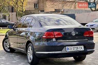 Седан Volkswagen Passat 2011 в Одесі