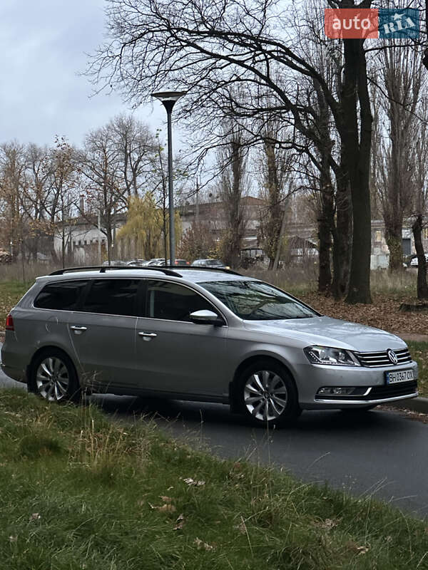 Универсал Volkswagen Passat 2011 в Чернигове