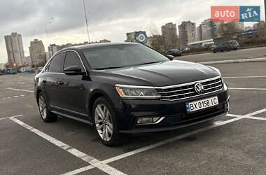 Седан Volkswagen Passat 2017 в Києві