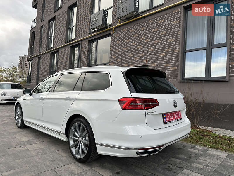 Універсал Volkswagen Passat 2017 в Львові