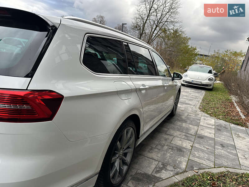 Універсал Volkswagen Passat 2017 в Львові