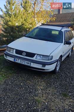Універсал Volkswagen Passat 1995 в Верховині