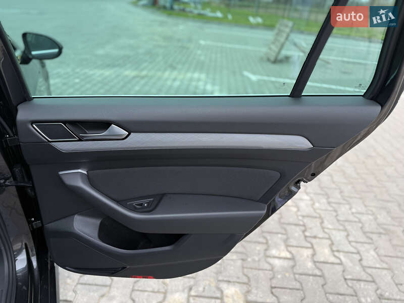 Универсал Volkswagen Passat 2021 в Луцке