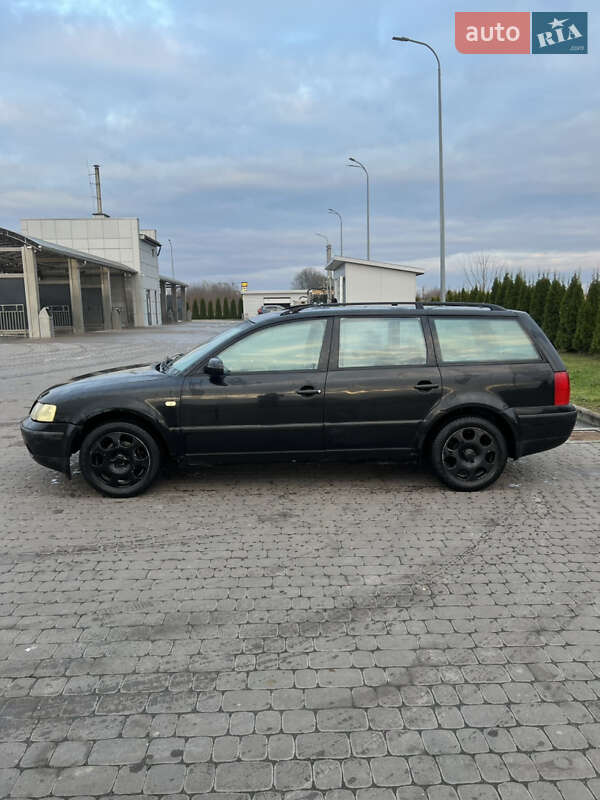 Универсал Volkswagen Passat 1997 в Городке