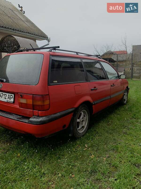 Універсал Volkswagen Passat 1994 в Івано-Франківську