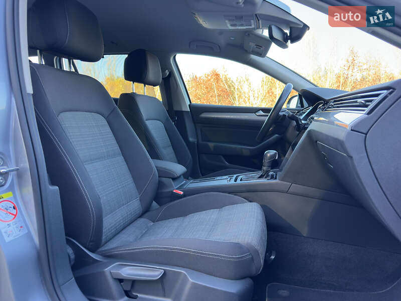 Универсал Volkswagen Passat 2021 в Ковеле