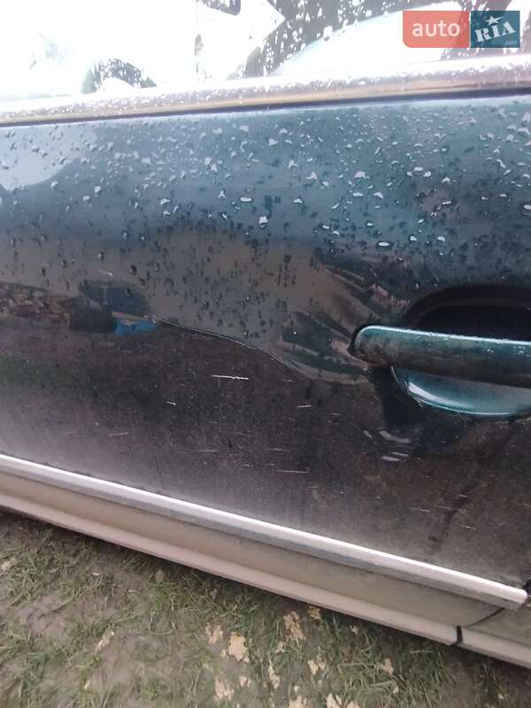 Седан Volkswagen Passat 2003 в Чернівцях