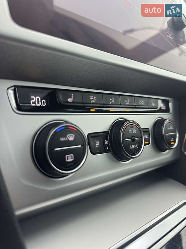 Универсал Volkswagen Passat 2019 в Николаеве фото 26 Универсал Volkswagen Passat 2019 в Николаеве