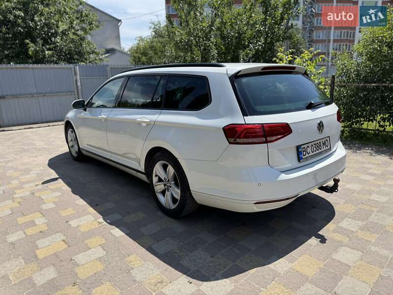 Универсал Volkswagen Passat 2017 в Львове