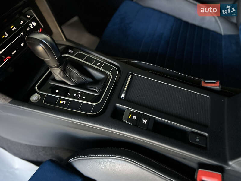 Универсал Volkswagen Passat 2020 в Львове фото 13 Универсал Volkswagen Passat 2020 в Львове