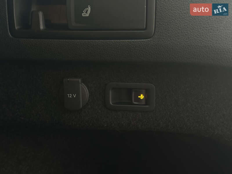 Универсал Volkswagen Passat 2020 в Луцке