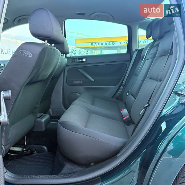 Седан Volkswagen Passat 2003 в Виннице фото 50 Седан Volkswagen Passat 2003 в Виннице