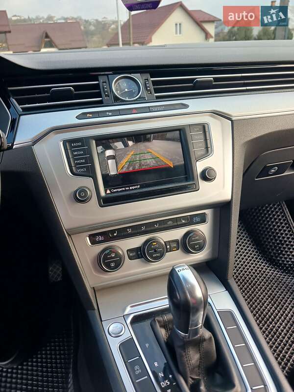 Универсал Volkswagen Passat 2015 в Теребовле