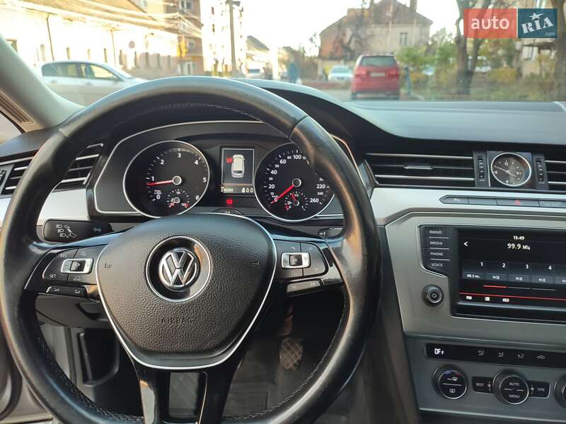 Универсал Volkswagen Passat 2015 в Мукачево фото 4 Универсал Volkswagen Passat 2015 в Мукачево
