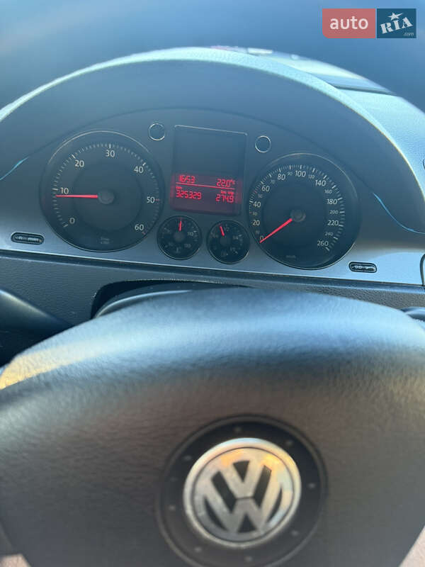 Универсал Volkswagen Passat 2007 в Киеве фото 15 Универсал Volkswagen Passat 2007 в Киеве