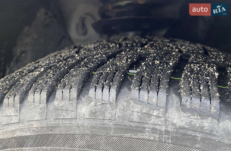 Седан Volkswagen Passat 2012 в Тростянце