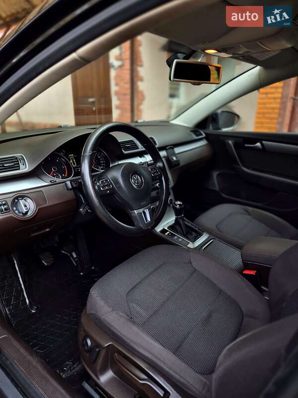 Универсал Volkswagen Passat 2013 в Запорожье