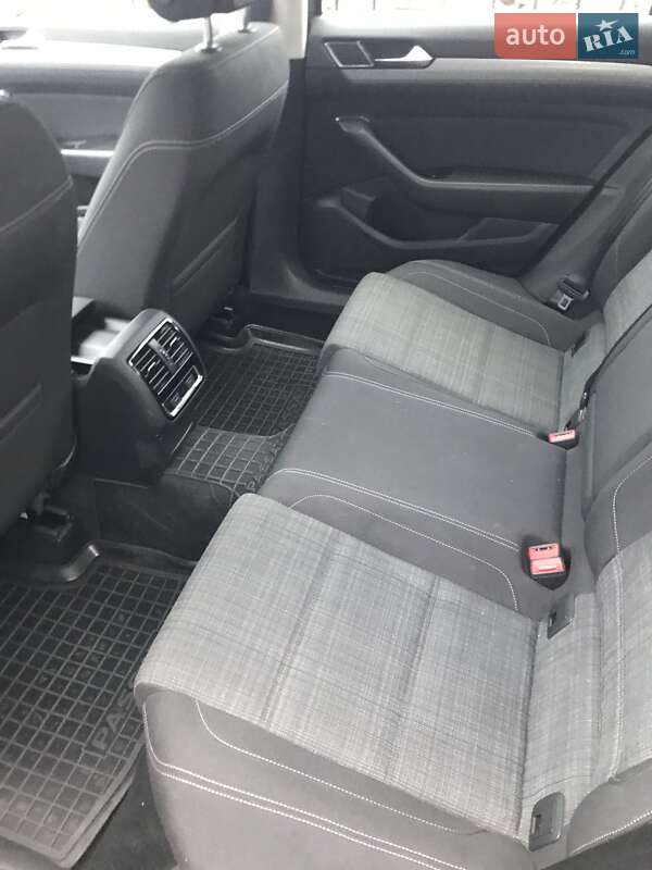 Седан Volkswagen Passat 2020 в Самборе фото 17 Седан Volkswagen Passat 2020 в Самборе