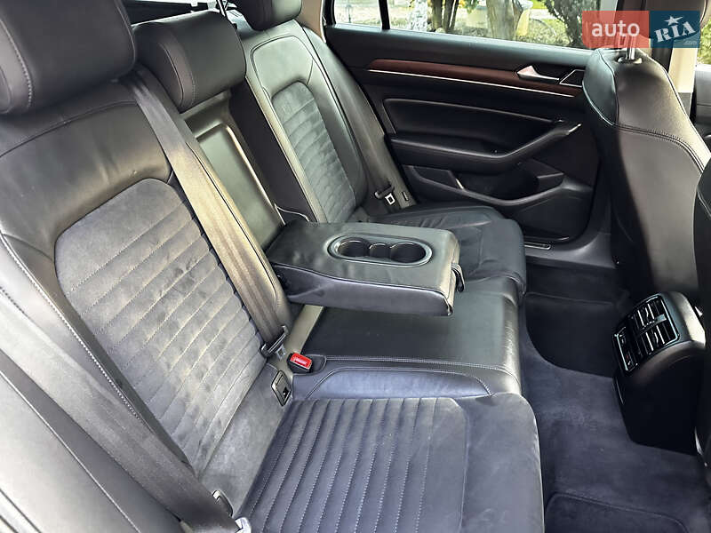 Универсал Volkswagen Passat 2018 в Хусте фото 13 Универсал Volkswagen Passat 2018 в Хусте