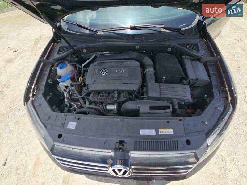 Седан Volkswagen Passat 2015 в Измаиле