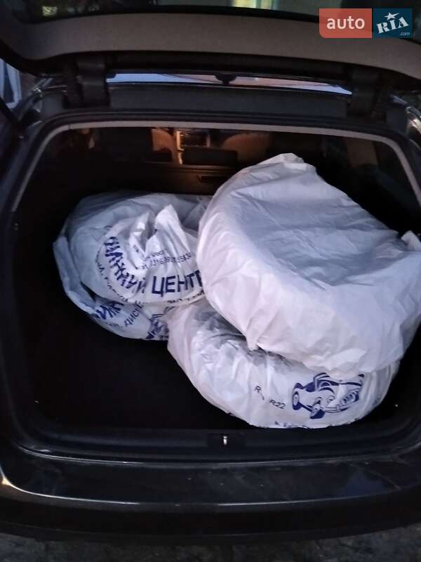 Универсал Volkswagen Passat 2010 в Тернополе