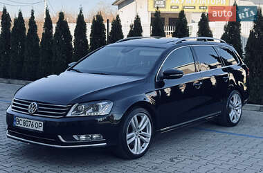 Універсал Volkswagen Passat 2011 в Чернівцях