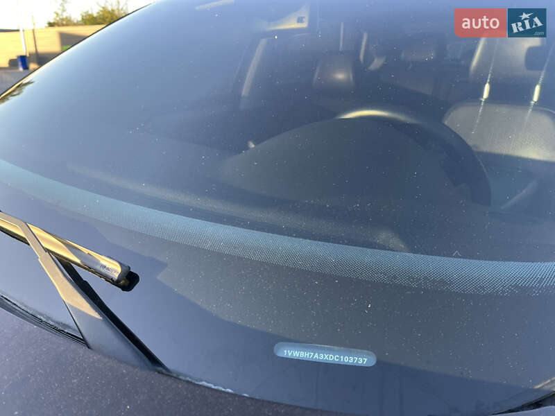 Седан Volkswagen Passat 2013 в Николаеве