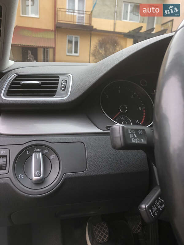 Универсал Volkswagen Passat 2011 в Стрые фото 9 Универсал Volkswagen Passat 2011 в Стрые