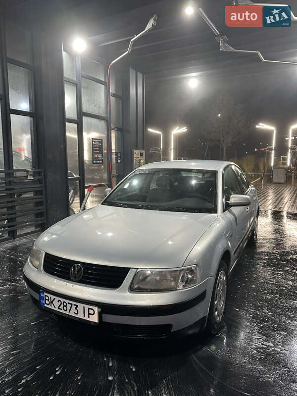 Volkswagen Passat 1999