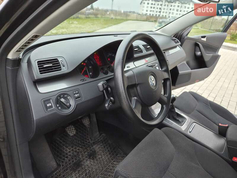 Универсал Volkswagen Passat 2007 в Луцке
