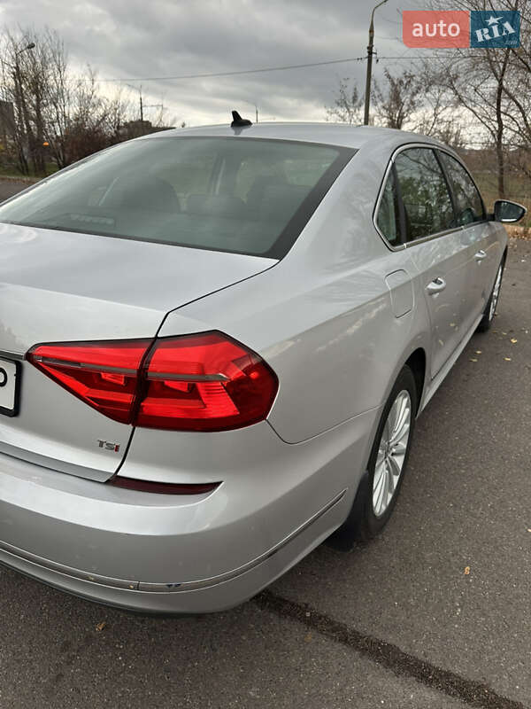 Седан Volkswagen Passat 2016 в Кривом Роге фото 6 Седан Volkswagen Passat 2016 в Кривом Роге