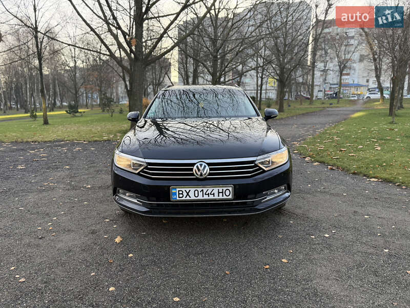 Универсал Volkswagen Passat 2016 в Хмельницком