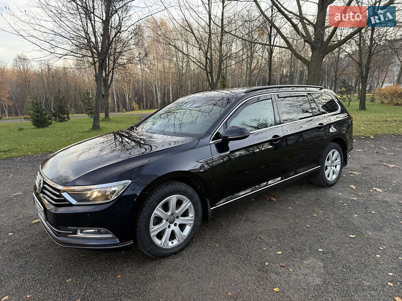 Универсал Volkswagen Passat 2016 в Хмельницком
